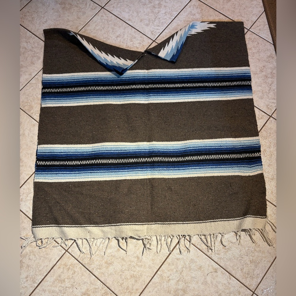 Mexican Woven Navaho Blue/Gray/White Serape/Poncho, Adult Unisex